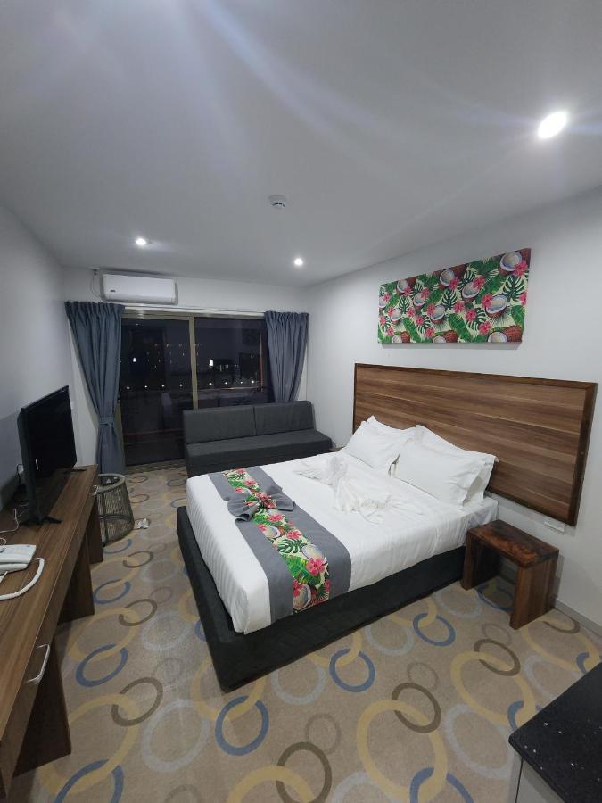 Vualiku Hotel & Apartments Nadi Bagian luar foto