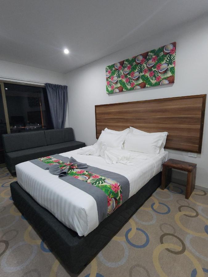 Vualiku Hotel & Apartments Nadi Bagian luar foto